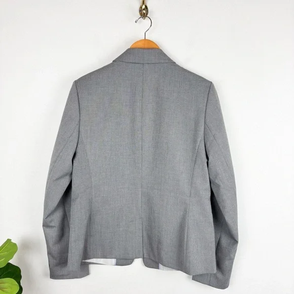 Banana Republic Women’s Light Gray Blazer Sz 12 - Picture 3 of 9